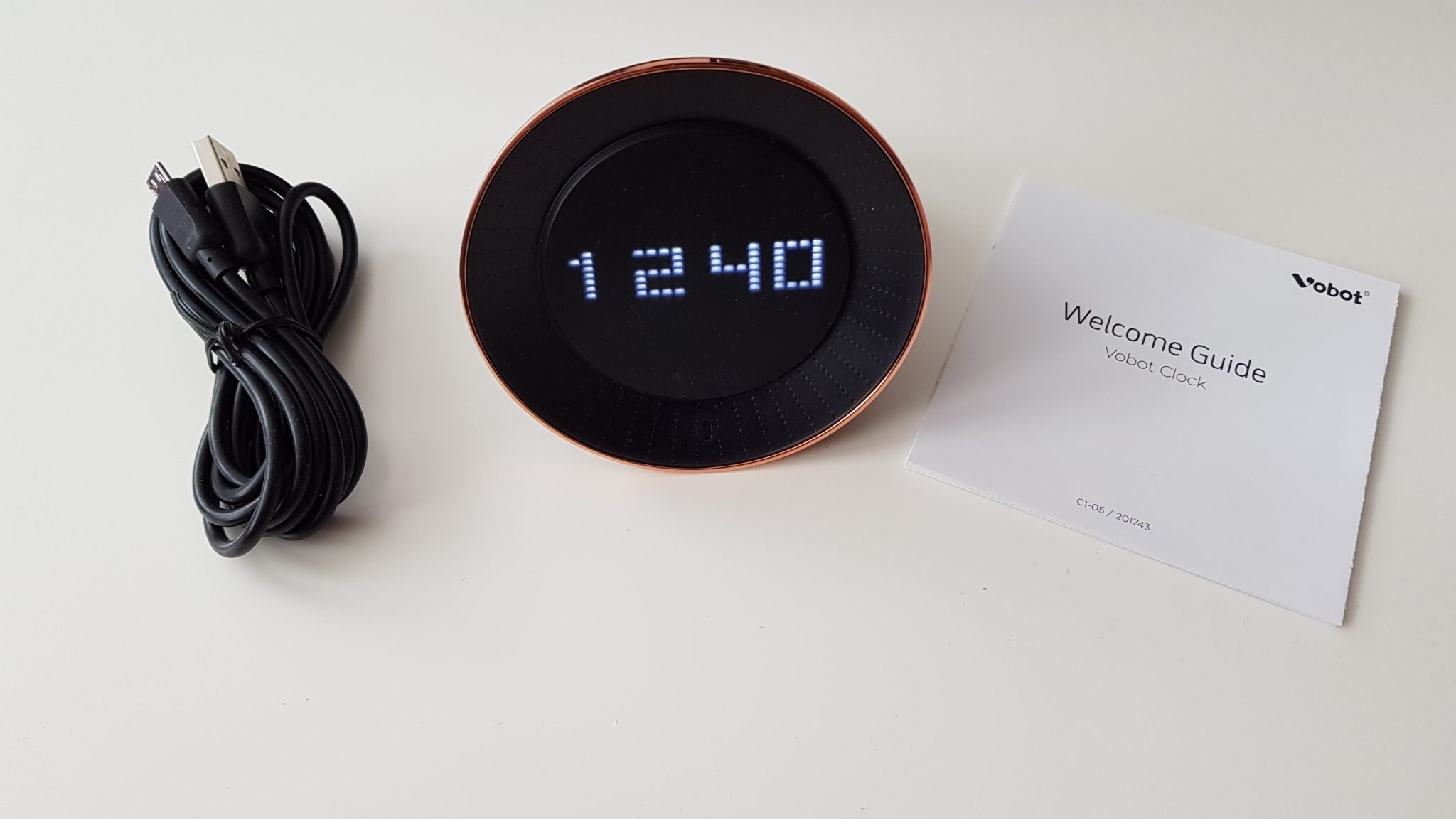 Alexa Wecker Vobot Smart Alarm Clock im Test